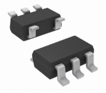 通用運算放大器